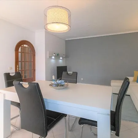 Adalena Oura By Alzira * Albufeira