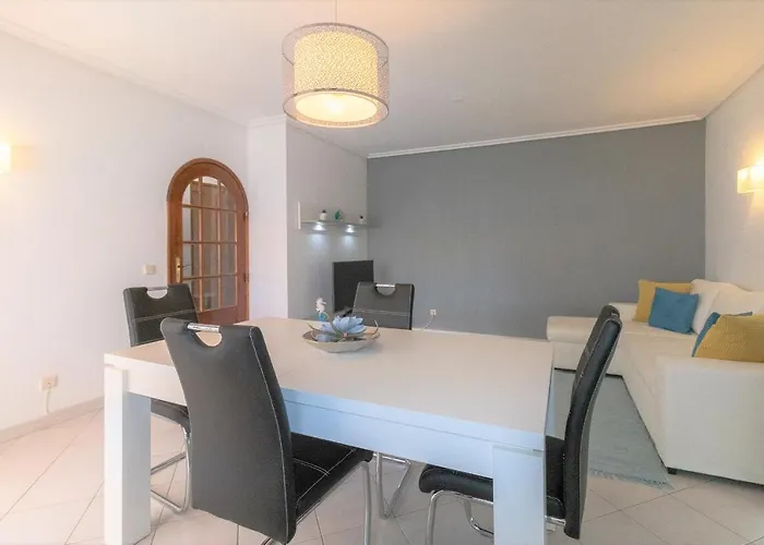 Adalena Oura By Alzira * البوفيرا